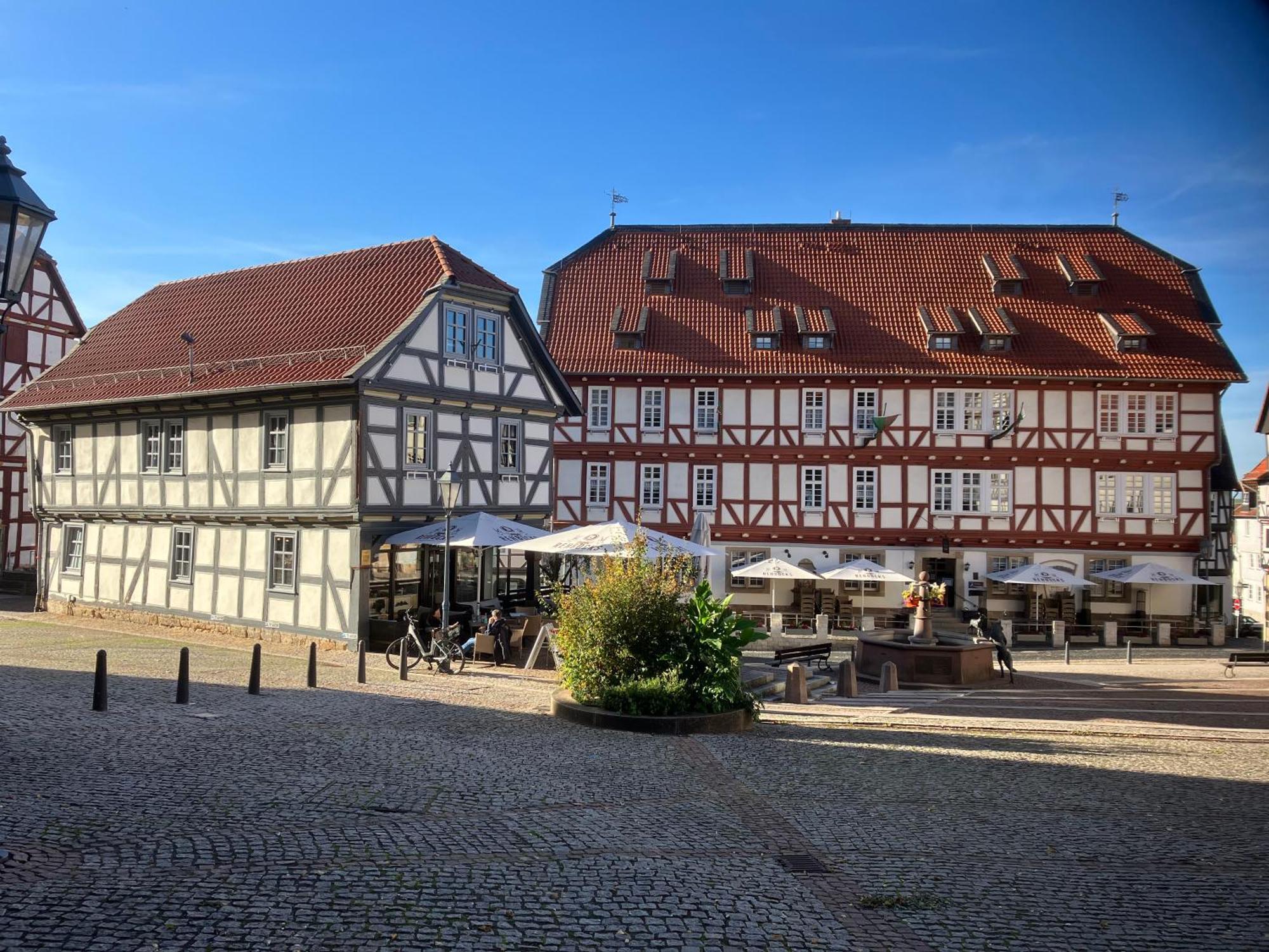 Altes Rathaus Hotel-Restaurant-Cafe Wolfhagen Eksteriør billede