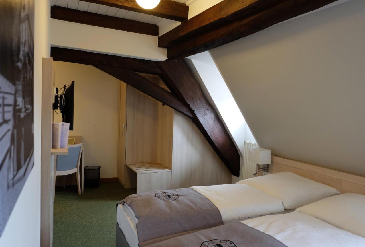 Altes Rathaus Hotel-Restaurant-Cafe Wolfhagen Eksteriør billede