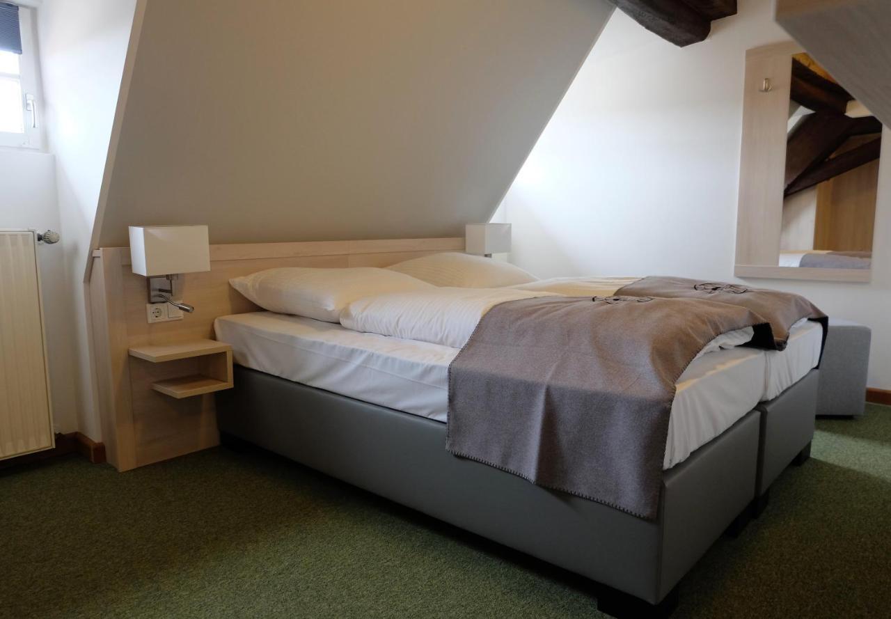 Altes Rathaus Hotel-Restaurant-Cafe Wolfhagen Eksteriør billede
